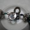 Perlenset aus türkis-blau-grün schimmernden Kristallen in Schlauchtechnik Bild 8