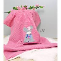 Babydecke, Kuscheldecke, Decke bestickt mit Maus, personalisiert mit Name, Mädchen Bild 1