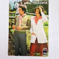 Vintage Strickanleitung Folklore für einen Herrenpullover und Damenjacke mit Zopfmuster Bild 1