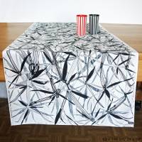 Tischläufer "Geflecht" Handzeichnung, künstlerisch gestalteter Stoff, floral Bild 2
