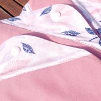 waschbare Baumwoll Stoffbinden - Set für nachhaltige Zero Waste Monatshygiene oder bei Inkontinenz - Weiß Blätter Rosa Bild 5