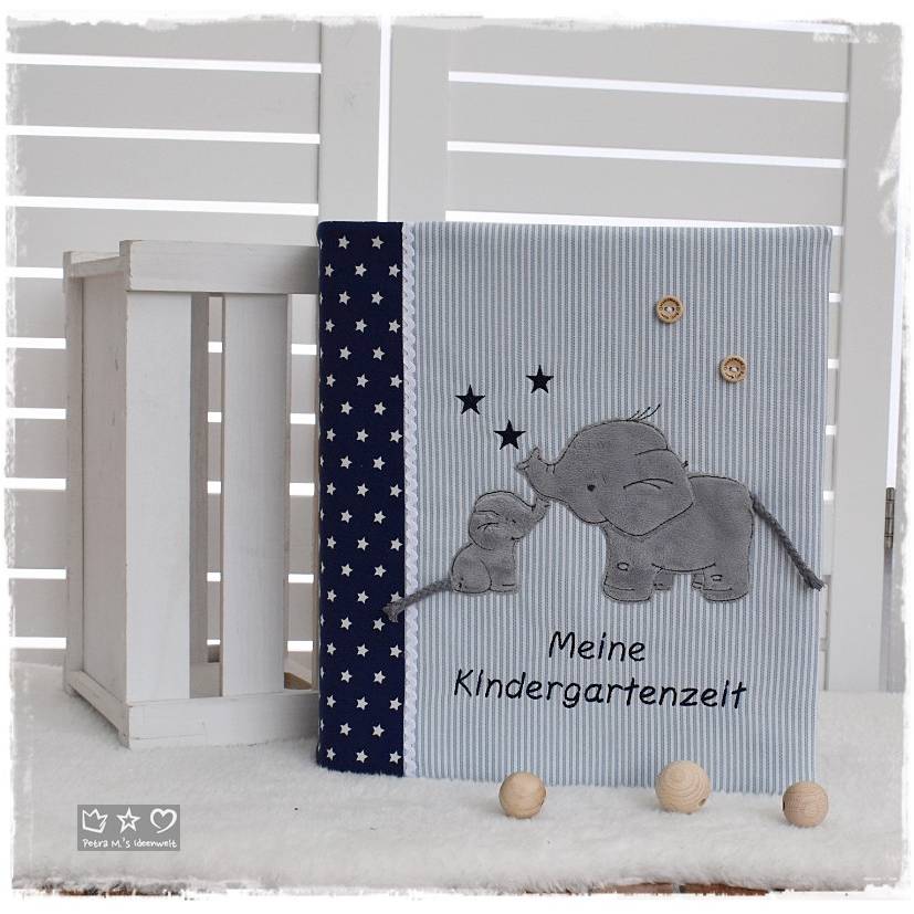Ordner-Portfolio mit Doodlestickerei 'Elefanten', Stickerei 'Meine Kindergartenzeit' und Wunschname Bild 1