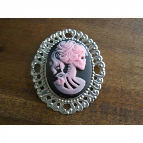 Brosche Skull Gemme Kamee Lady