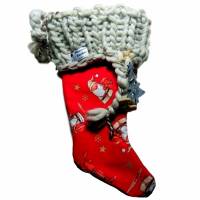 Roter Nikolausstiefel mit gestrickter Krempe in Grau Baumwolle Wolle Filz Bild 1
