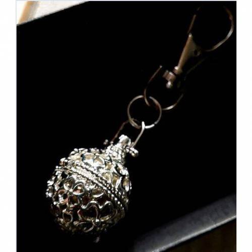 Anhänger mit Klangkugel, Taschenbaumler, Schlüsselanhänger, Engel, Beschützer, verschiedene Farben