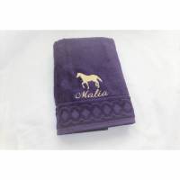 Handtuch, bestickt, Pferd, personalisiert inkl. Wunschname, Baumwollhandtuch, individuell, von Dieda Bild 1