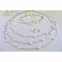 Leichter Hochzeitsschmuck, zierliches dreiteiliges Schmuckset, schwebende Perlen als Brautschmuck Bild 8