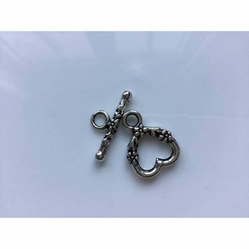 Knebelverschluss silberfarben Herzform