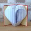 gefaltetes Buch - Herz in einem handgebundenen Notizbuch // Buchkunst // Buchbinden // Dekoration // Geschenk // Muttertag // Valentinstag Bild 1