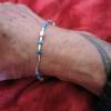 Filigranes silbernes Armband mit kleinen Howlith-Perlen, 925 Sterling (AB1) Bild 4
