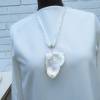 Großer Muschel Kettenanhänger mit an einer Halskette aus weißen Mini Perlen, auffälliger Schmuck für Mutige Bild 8