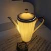 Hübsche alte Kaffeekanne als Tischlampe aus Porzellan mit LED Bild 2