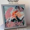 Acryl pouring art "flying eagle" im grauen Holzrahmen Bild 2