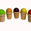 Eiscreme in Waffel verschiedenen Farben, Kaufladenzubehör aus Holz Bild 1