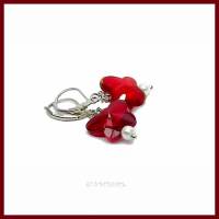 Ohrringe "Butterfly" Schmetterlinge rot facettiertes Kristallglas/ weiße Perle, versilbert Bild 3