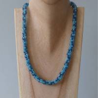 Häkelkette, türkis mit blaugrau, Länge 48 cm, Halskette aus Glasperlen gehäkelt, Perlenkette, Glasperlenkette, Magnetver Bild 1