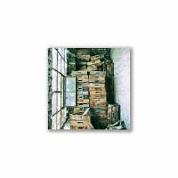 alte Holzkisten, Ordnung, alte Fabrik, Foto auf Holz, im Quadrat, 10 x 10 cm, Lost Place, marode Bild 1