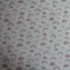 10,10 EUR/m Stoff Baumwolle Regenbogen, Wolken rosa / altrosa auf weiß Bild 2