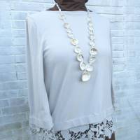 Lange Halskette mit Muscheln und Mini Perlen Bild 8