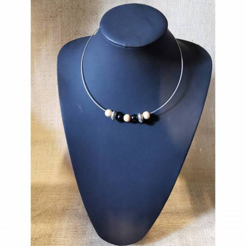 OMEGA-Halsreif mit Holz- u. Metallperlen (OM4)