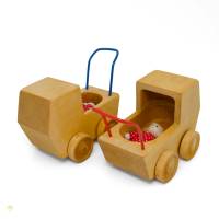 Puppenwagen mit Baby fürs große Puppenhaus Bild 4