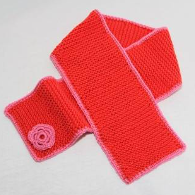 Strickanleitung für den bezaubernden Mädchenschal "Mona" für Babys und Kleinkinder von 0-3 Jahre, onesize