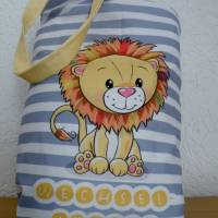 Kindertasche aus Canvas / Wechselwäsche / " Kleiner Löwe ganz groß im Kindergarten" / personalisierbar Bild 2