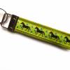 Schlüsselanhänger Schlüsselband Anhänger "Pferde" braun kiwigrün gelbgrün Bild 2