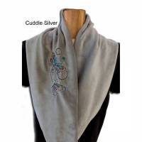 Loopschal Damen warmer flauschiger Schlauchschal Cuddle Silver Shannon Fabrics mit Stickerei Schmetterlings-Motiv Rundschal kuschelweiche hochwertige Qualität Bild 2