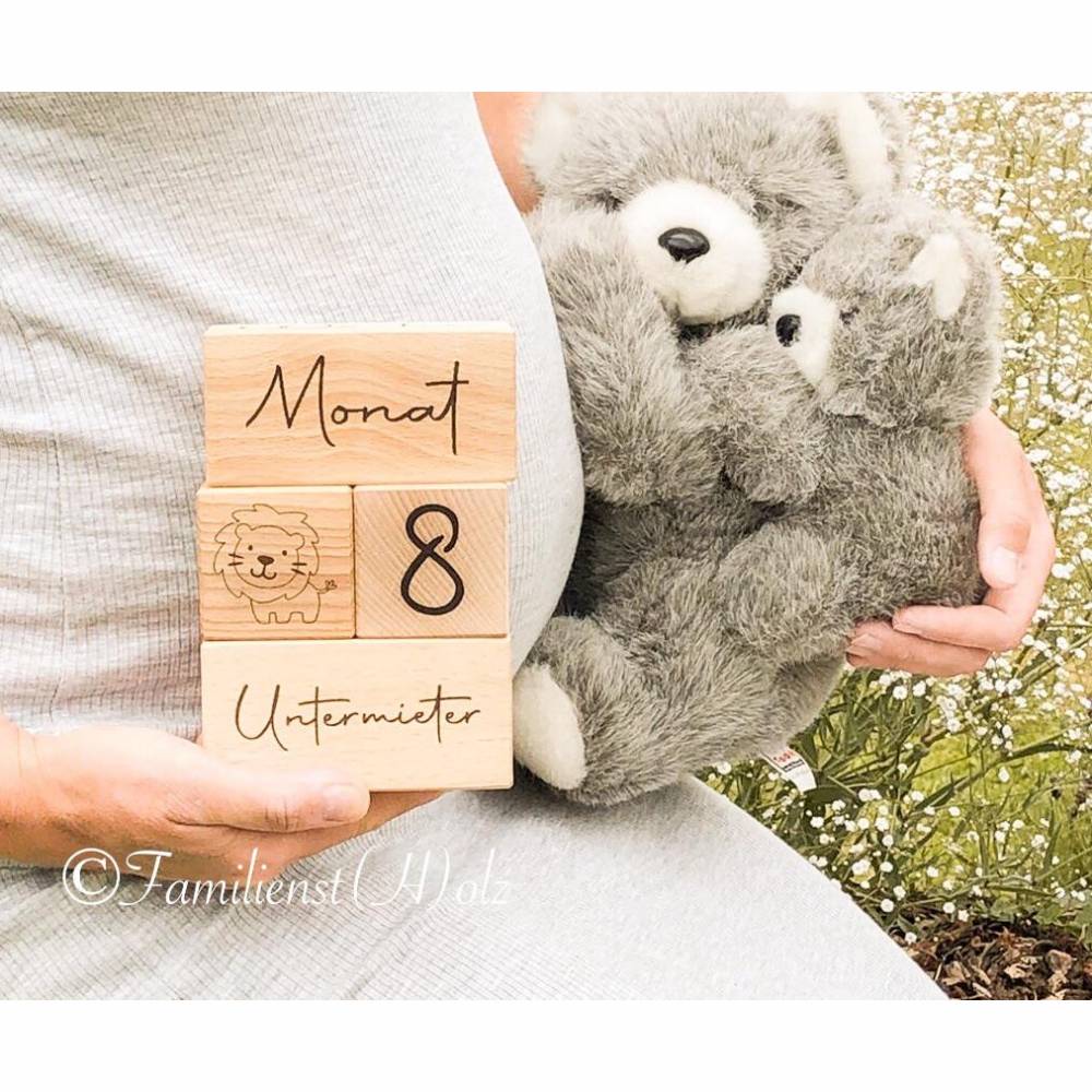 Baby Coming Personalisierte Meilensteine Würfel für die Schwangerschaft aus Holz Fotografie Bild 1