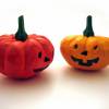 Halloween Kürbis in drei Farben, handgeschnitztes Kaufladenzubehör Bild 1