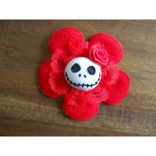 Brosche Skull  Blume Stoff Totenkopf Spitze Rose rot