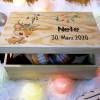 Erinnerungskiste Baby, aus Holz, Erinnerungsbox, personalisierbar mit Name und Datum, individuelle Holzkiste mit Deckel, Reh Bild 1