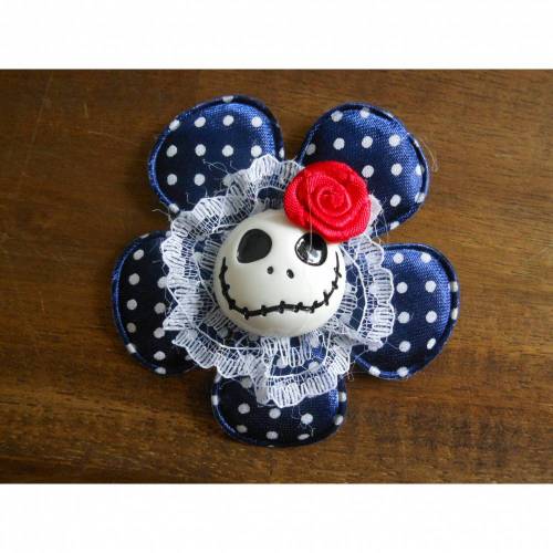 Brosche Skull  Blume Stoff Totenkopf Spitze Rose polka dots