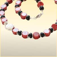 Halskette Edelsteinkette Korallenkette Schaumkoralle Onyxkette schwarz-rot Bild 2