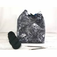 XL Komebukuro Bag mit Totenköpfen und Paisleymuster Bild 1