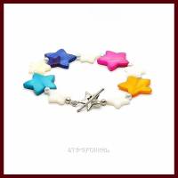 Armband "Stella" mit Sternen aus buntem Perlmutt und weißen Perlen, versilbert Bild 1