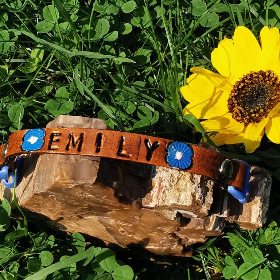 Lederarmband geprägtem Namen für Kids (LAK3) 