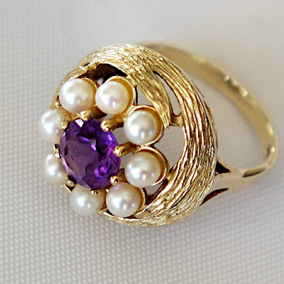 Vintage Ring aus 585er Gelbgold mit Perlen und und einem Amethyst