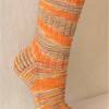 handgestrickte Socken, Strümpfe Gr. 39/40, Damensocken in orange, gelb und beere, Einzelpaar Bild 5