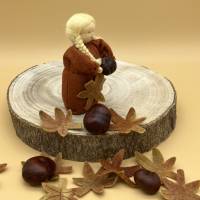 Kastanienmädchen - Jahreszeitentisch - Blumenkind - Herbst Bild 4