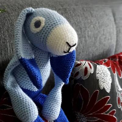 Amigurumi Häkelanleitung Schlenkerhase Hector