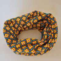 Beanie-Loop - gleichzeitig Mütze und Loop - für Damen, genäht aus Jersey in gelb-türkis, von he-ART by helen hesse Bild 6