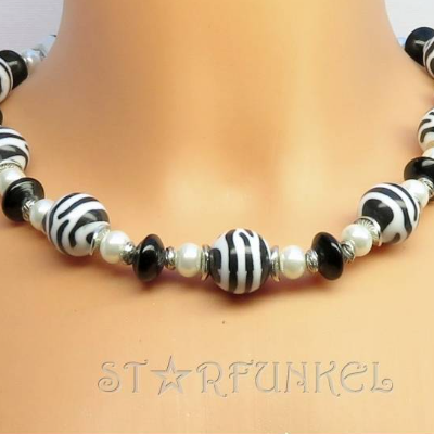 Schmuckset "Zebra Ball" Kette, Armband und Ohrringe, schwarz-weiß/pearl, versilbert, Magnetverschluss