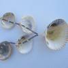Lange Halskette mit Muscheln und Mini Perlen in beige, maritime Geschenkidee für Meerverliebte Bild 6