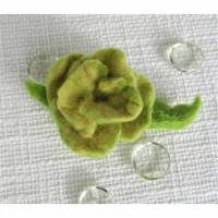 Filzblume Filzrose zum Anstecken Filzbrosche gelb grün Bild 1