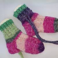 Babysocken handgestrickt in Größe 16/17 mit Bindeband, Socken für Babys Bild 2