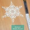 Schneeflocke mit Stern und Herzen, cremeweiß , gestickt in Lace-Stickerei Bild 2
