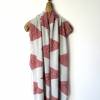 Designer Schal mit Muster in Grau und Rot, Avantgarde Stola mit Streifen, außergewöhnliches Tuch aus Wolle Bild 8