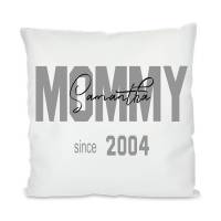 personalisierter Kissenbezug, "Mommy since", weiß, mit Druck, Kindernamen auf Mommy, satiniert, Geburtsjahr, Bild 1
